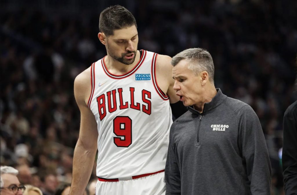 NBA: Το… μήνυμα του Ντόνοβαν στον Βούτσεβιτς και το trade που βάζει «φωτιά» στους Μπουλς (pics, vids)