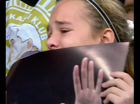 Απίστευτο σκηνικό στην «Belgrade Arena»: Οπαδοί κλαίνε για τον Ομπράντοβιτς! (vids)