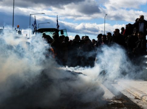 Αγρότες: Διάλογος με Μητσοτάκη αλλά χωρίς ορίζοντα πρόσθετων μέτρων – Το Σάββατο αποφασίζουν για τις κόκκινες γραμμές