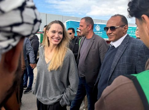 Αντζελίνα Τζολί: Η αιφνιδιαστική επίσκεψη στη Ράφα και η διπλωματία της ανθρωπιάς στη Γάζα