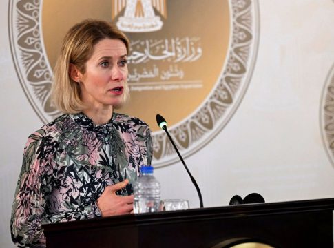 H ΕΕ εξετάζει ποια θα είναι η απάντησή της στις απειλές των ΗΠΑ για την Γροιλανδία, δηλώνει η Κάγια Κάλας