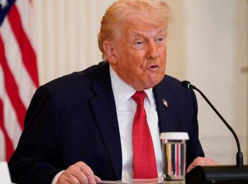 «Δεν σκέφτομαι πλέον αποκλειστικά την ειρήνη» – Νέες απειλές Τραμπ για την Γροιλανδία και έκτακτη Σύνοδος Κορυφής στην ΕΕ