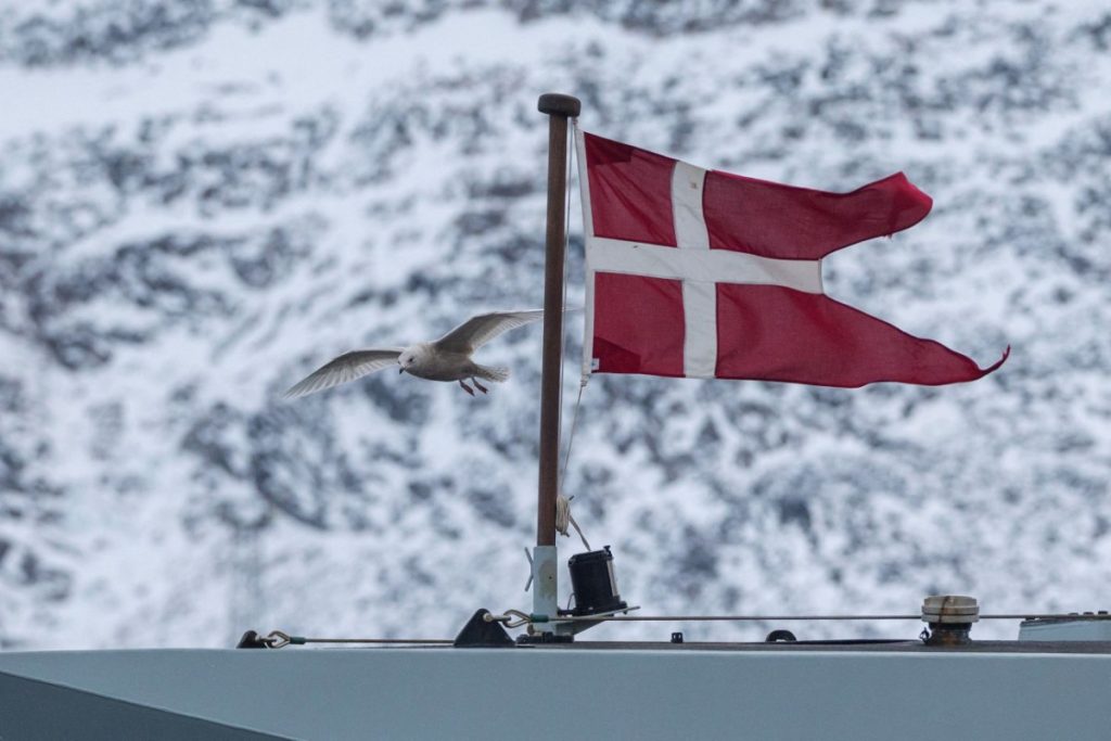 Οι χάρτες που εξηγούν γιατί ο Ντόναλντ Τραμπ θέλει τη Γροιλανδία