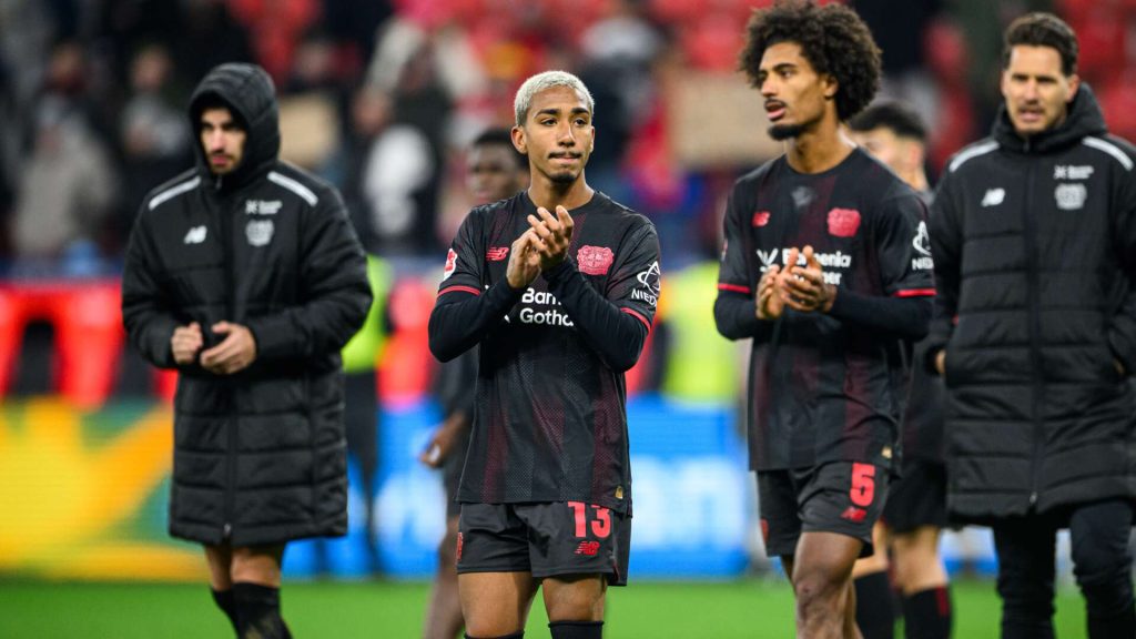 «Φάκελος» Λεβερκούζεν: Η τεσσάρα-σοκ, η αναβολή, η κατάσταση στις «ασπιρίνες» και το μεγάλο πλήγμα πριν τον Ολυμπιακό