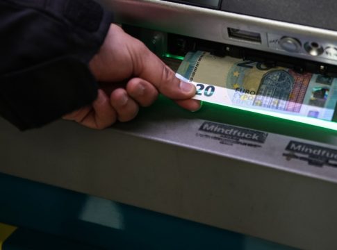 Πώς να αυξήσετε τη σύνταξή σας: Ποιοι είναι οι ωφελημένοι μισθωτοί