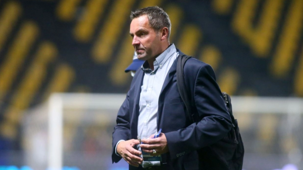 Ο Λανουά σταμάτησε τα βίντεο με τις επίμαχες φάσεις και ξεκίνησε τα… αφηγήματα