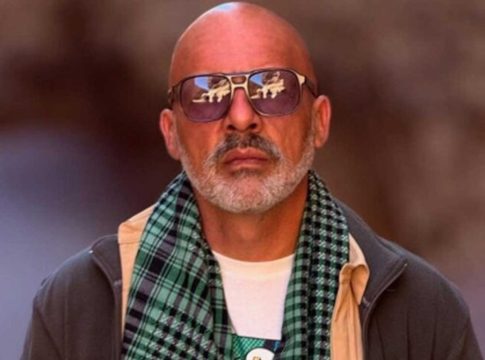 «Είμαι σε σχέση με τον…»: Το παραδέχθηκε ο Νίκος Μουτσινάς!