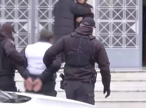 Αγρίνιο: Προφυλακίστηκε μετά την απολογία του ο 44χρονος καθ’ ομολογίαν δολοφόνος του κοινοτάρχη