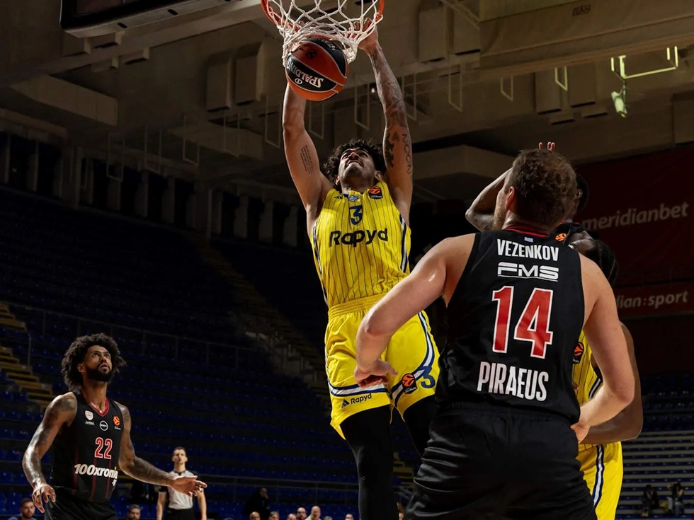 Σάντος: «Σκληρή ομάδα ο Ολυμπιακός»