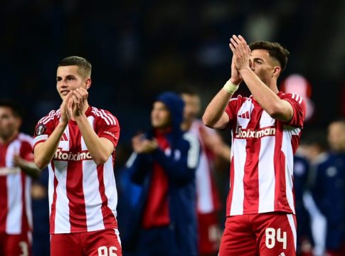 Αποθέωσαν τον Κωστούλα, Τζολάκης και Μουζακίτης