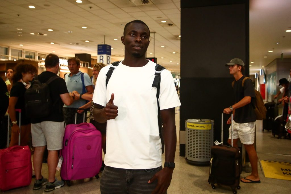 Τίποτα δεν γίνεται τυχαία: Θυμάσαι τον Αμπντούλι Μανέ – Χάλασε πάλι η μεταγραφή του