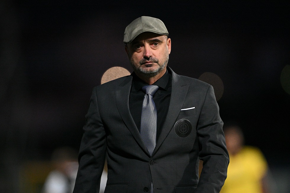 Επίσημο: Ο Αστέρας ανακοίνωσε την επιστροφή του Ράσταβατς στην τεχνική ηγεσία