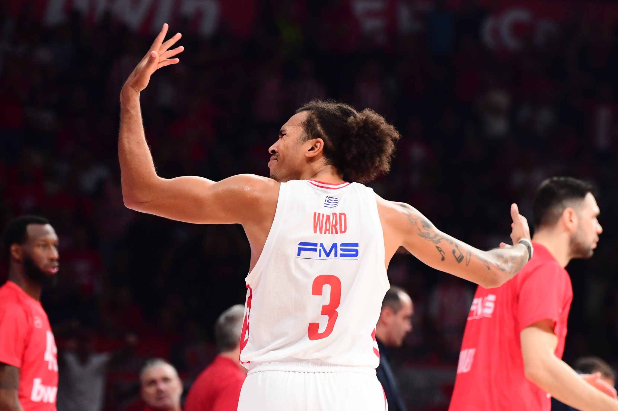 Η επιστροφή του Γουόρντ μετά από 40 ημέρες (pic)