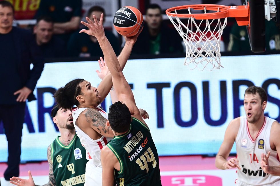 Παναθηναϊκός – Ολυμπιακός: Σε ποιο κανάλι παίζει και τι ώρα