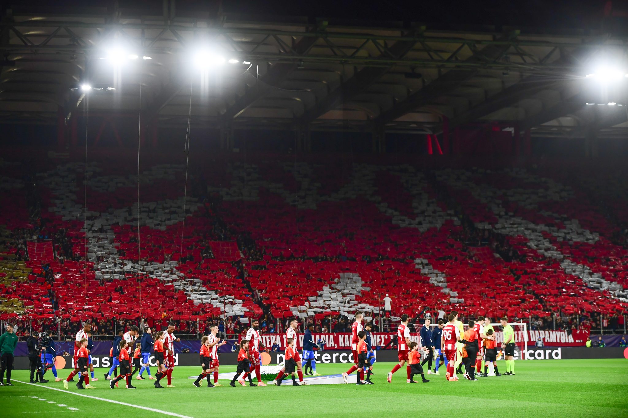 Πάει για sold out το Ολυμπιακός – Βόλος: Έχουν απομείνει λιγότερα από 700 εισιτήρια!