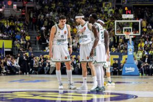 Ο «ντεφορμέ» Μήτογλου, ο Χουάντσο και ο… Χέιζ-Ντέιβις – Τι συμβαίνει στο «4» και γιατί ψάχνει υπέρβαση ο Παναθηναϊκός