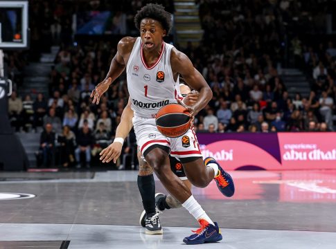 Ολυμπιακός: Το χαλαρώμα πριν την Παρτιζάν, οι αγκαλιές του Βεζένκοφ με Καλάθη και «Πόκου» και τα… γελάκια με τον Νιλικίνα (vid)