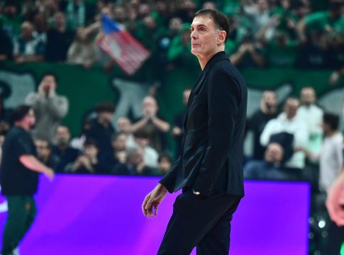 Μπαρτζώκας: «Δεν αμφισβητεί κανείς την ποιότητα του Βεζένκοφ – Ο Φουρνιέ έκανε αυτά που έπρεπε για να νικήσουμε»