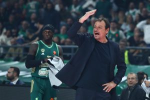 «Κράξιμο» στο εξωτερικό για Αταμάν: «Σε ομάδα με χαμηλότερο μπάτζετ δεν νομίζω ότι θα έκανε κάτι…»