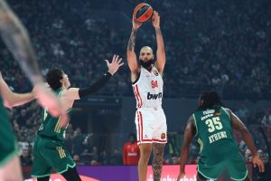 Και όμως σπουδαίος ο Φουρνιέ, με 0/5 σουτ και 2 χαμένες βολές