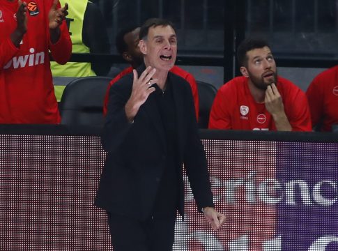 Μπαρτζώκας: «Μια μεγάλη νίκη για τους φιλάθλους μας»