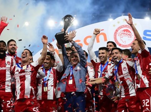 Ο Μεντιλίμπαρ γράφει ιστορία με τον ΠΑΟΚ: Conference League, νταμπλ, Super Cup και 100 ματς στον πάγκο του Ολυμπιακού (vids)