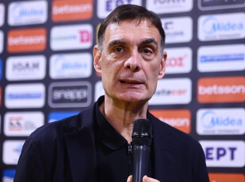 Μπαρτζώκας για την κατάσταση του Μιλουτίνοφ και η ατάκα για Μόρις