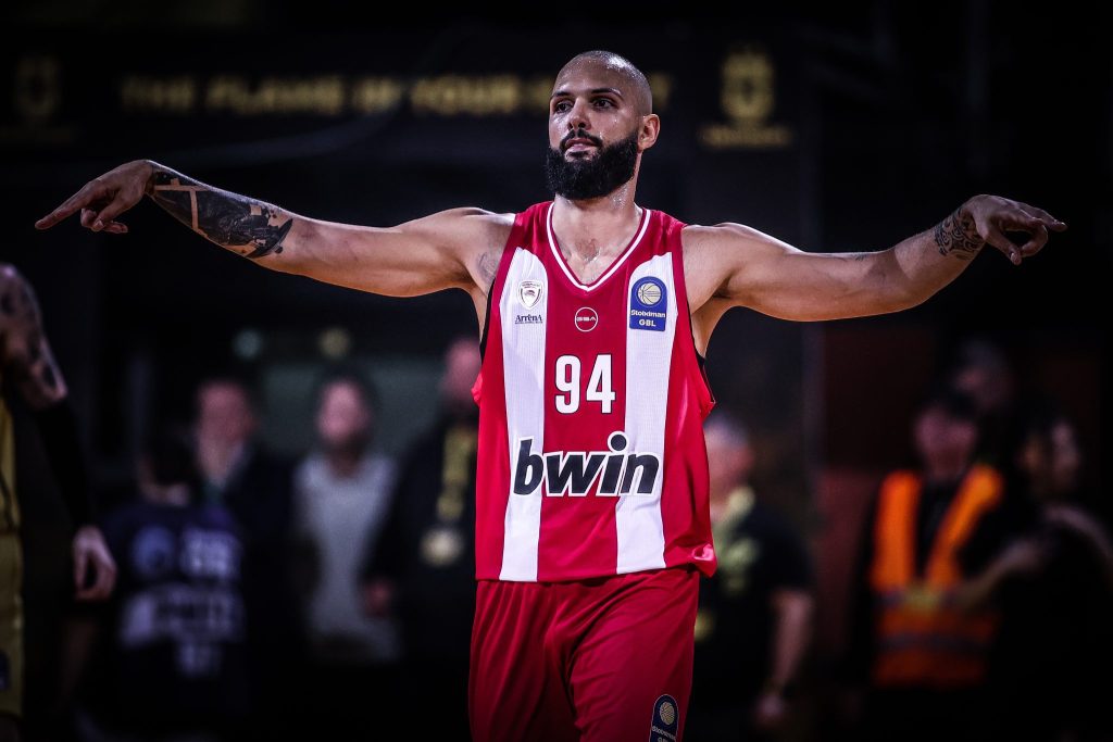 Οι αθλητικές μεταδόσεις της ημέρας (6/1): Πού θα δείτε τα ματς των ελληνικών ομάδων στη Euroleague και τα παιχνίδια στα μεγάλα ευρωπαϊκά πρωταθλήματα