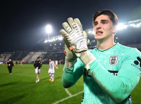 Η διαδικασία των πέναλτι στην Τούμπα και η μεγάλη επέμβαση του Μοναστηρλή (vid)