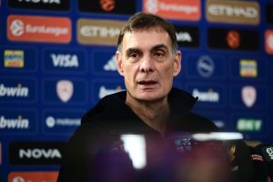 Μπαρτζώκας: «Στην Ελλάδα ενθουσιαζόμαστε με τις μεταγραφές – Δύσκολο το ματς με την Μπάγερν»