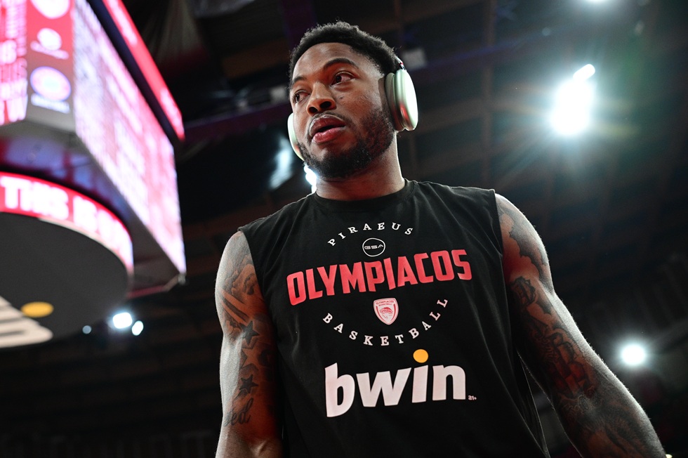 Ολυμπιακός: Με Τζόουνς και Γουόρντ κόντρα στην Καρδίτσα – Εκτός ο Νιλικίνα