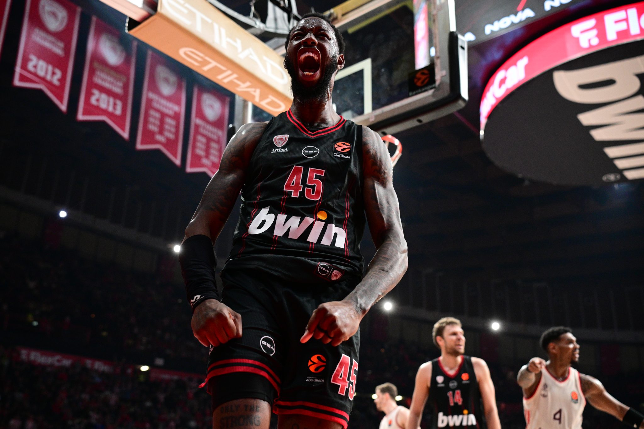 Ολυμπιακός – Μπάγερν Μονάχου 95-80: Πήραν τους Βαυαρούς, ανησυχούν για Μόρις οι ερυθρόλευκοι