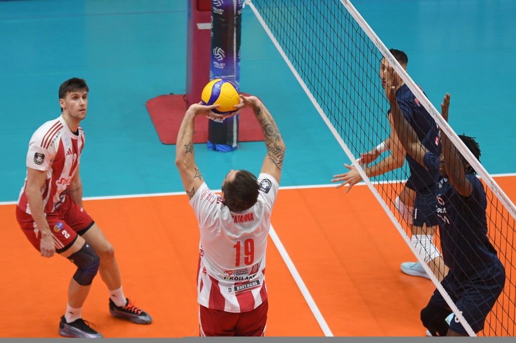 Ολυμπιακός – Πανιώνιος 3-1: Άνετα οι Ερυθρόλευκοι τους Κυανέρυθρους