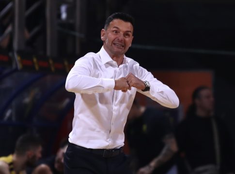 Μίλιτσιτς: «Να πιστέψουμε στην ομάδα και να μην ψάχνουμε για θαύματα» – Τι είπε για τον Κώστα Αντετοκούνμπο