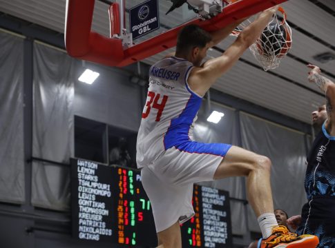 Πανιώνιος – Κολοσσός Ρόδου 73-62: Νίκη-ανάσα για τους «κυανέρυθρους»