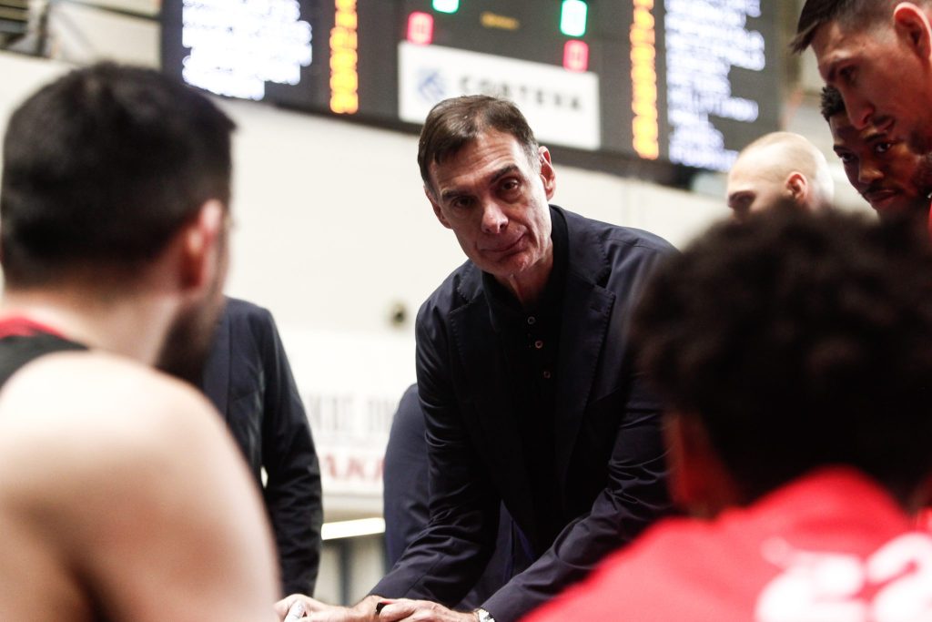 Μπαρτζώκας: «Έπρεπε να κάνουμε διαχείριση και να βρουν ρυθμό οι Γουόρντ και Τζόουνς»