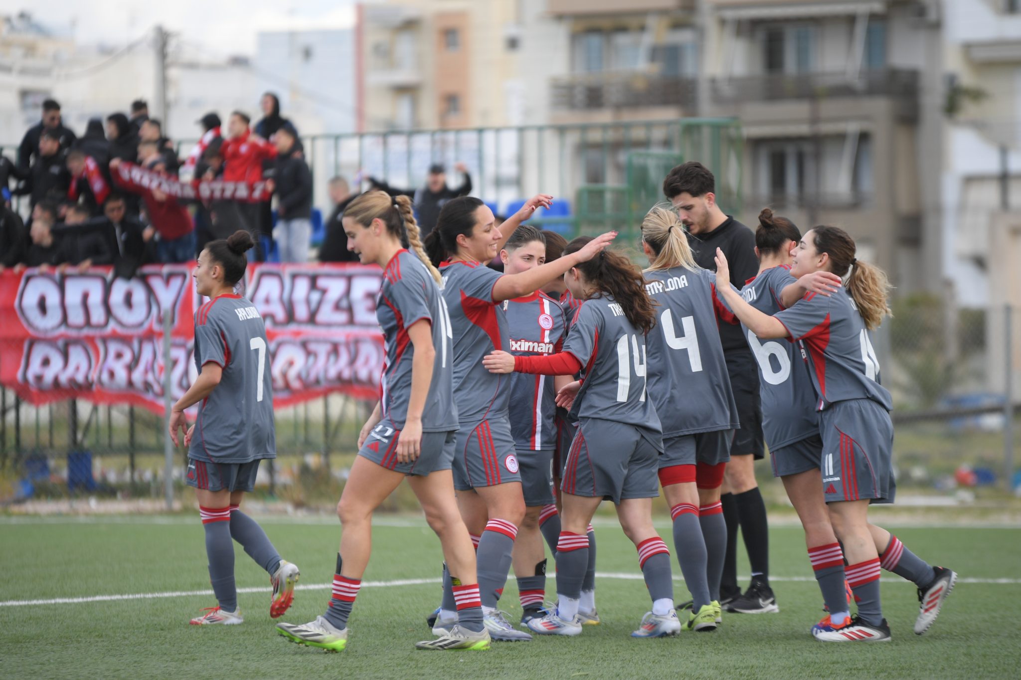 Πυθαγόρας Περάματος – Ολυμπιακός 0-10: Άνετο μεσημέρι και συνεχίζει με το απόλυτο