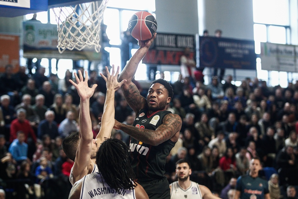 Καρδίτσα – Ολυμπιακός 80-120: Καταιγιστικοί Πειραιώτες, «τυφώνας» Πίτερς και ντεμπούτο Τζόουνς με… υποσχέσεις (vids)