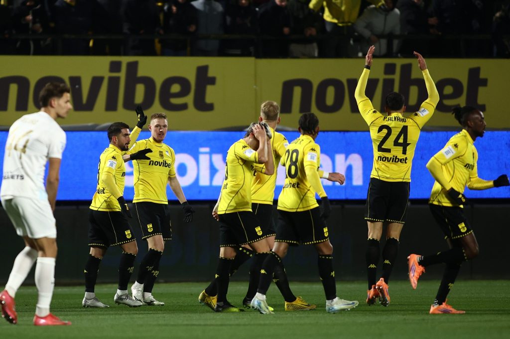 Προηγήθηκε με Κοϊτά η ΑΕΚ, ισοφάρισε με Γένσεν ο Άρης (1-1, vids)