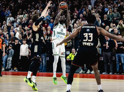 Γκραντ: «Είχαμε αρκετό ταλέντο για να πάρουμε το ματς αλλα δεν το κάναμε»