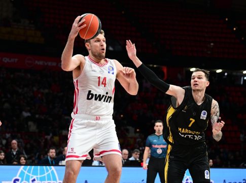 Βεζένκοφ: «Η νίκη με τον Παναθηναϊκό μάς έδωσε ώθηση»