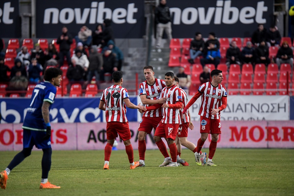 Πανσερραϊκός – Κηφισιά 2-1: Νίκη… ανάσα στις καθυστερήσεις για τους γηπεδούχους