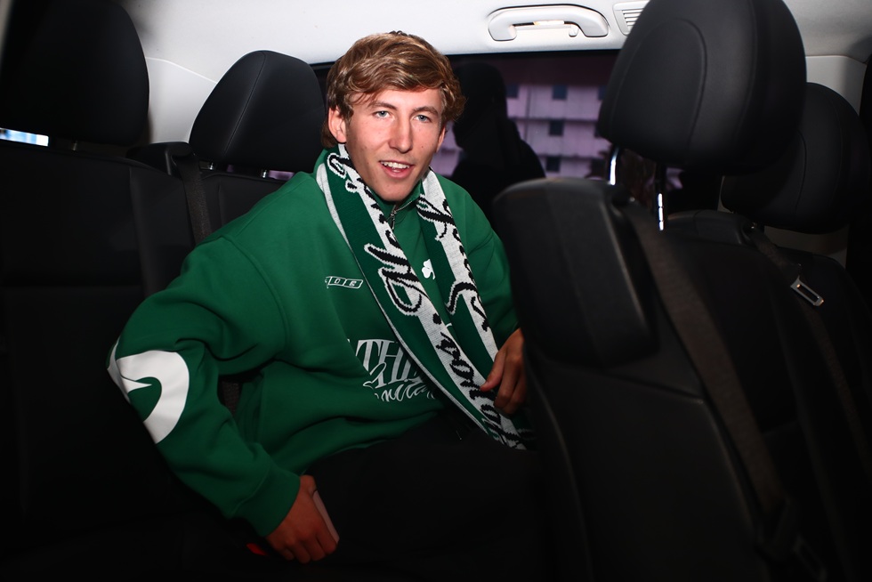 Το «αντίο» του Αντίνο στη Γοδόι Κρουζ (vid)