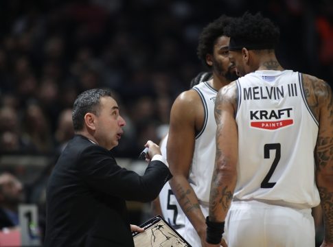 Μπούτσκος: «Λεπτομέρειες έκριναν το ματς, δύσκολο να ελέγξεις για 20 λεπτά τον ρυθμό με τον Παναθηναϊκό»