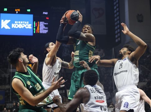 Χολμς: «Ξέρουμε πως έχουμε τραυματισμούς αλλά δεν είναι δικαιολογία»