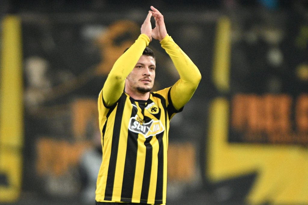 Γιόβιτς: «Ιδιαίτερα περήφανος για τα τέσσερα γκολ κόντρα στον Παναθηναϊκό – Η ομάδα έχει ποιότητα»