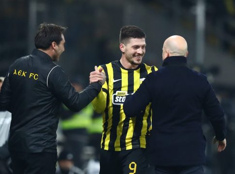 Η ποδοσφαιρική ΑΕΚ δίπλα στην μπασκετική για το σπουδαίο παιχνίδι με την Άλμπα