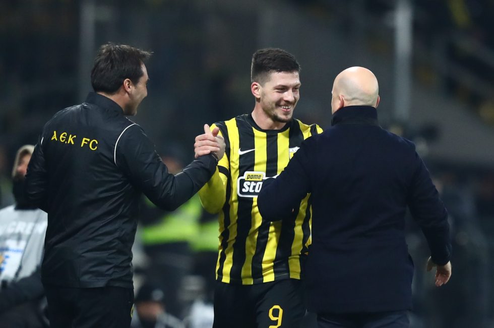 Η ποδοσφαιρική ΑΕΚ δίπλα στην μπασκετική για το σπουδαίο παιχνίδι με την Άλμπα