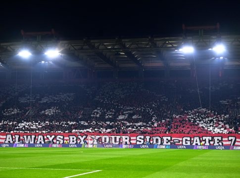 Ολυμπιακός: «Παράνοια» για το Άμστερνταμ – Χιλιάδες αιτήσεις για εισιτήριο από τον κόσμο