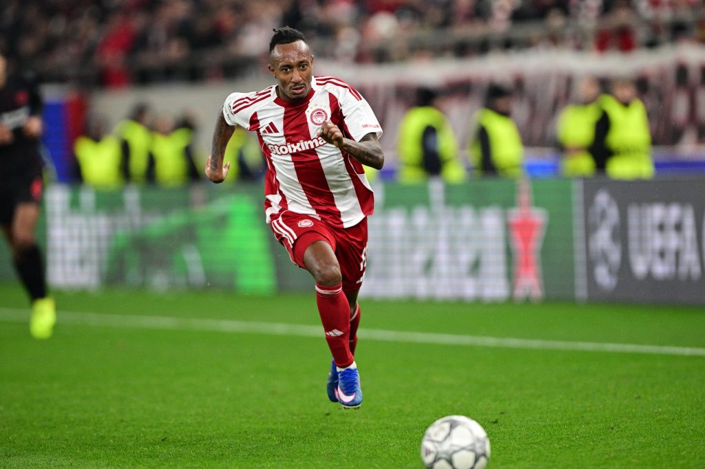 Άγιαξ – Ολυμπιακός: Σε ποιο κανάλι παίζει και τι ώρα